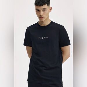 Fred Perry Black T-Shirt w/ Embroidered
Logo on Chest Size S